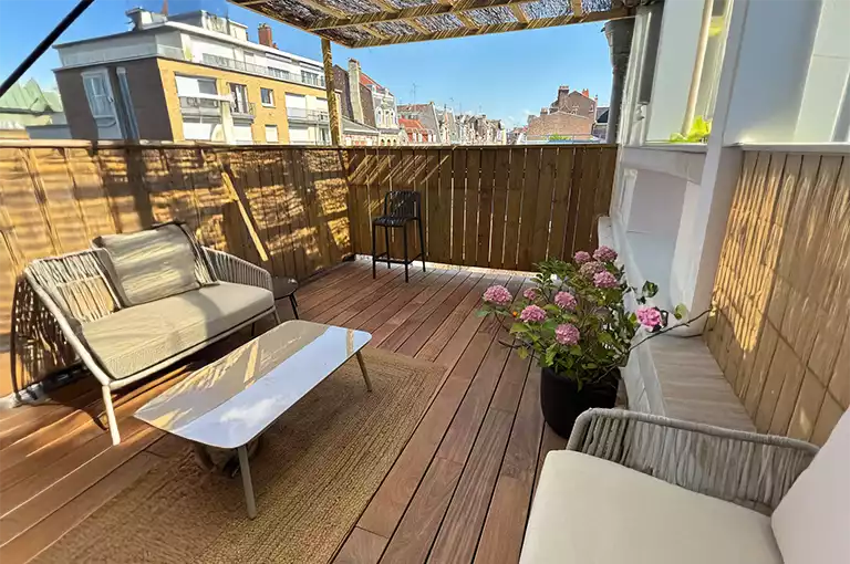 Terrasse en Cumaru UNEVIS® au centre de Lille (59)